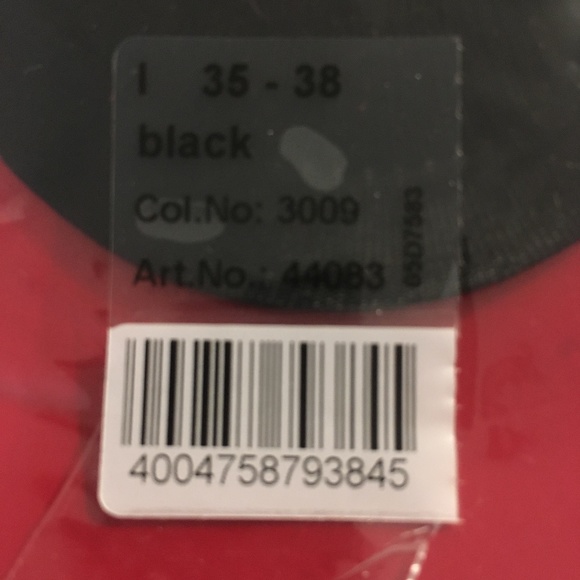 Falke Cotton Step Invisible Socks in Black - Picture 4 of 5